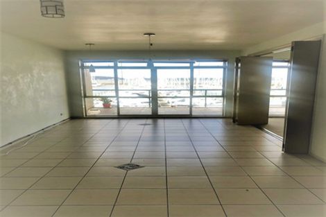 Photo of property in 16/15 Clearwater Cove, West Harbour, Auckland, 0618