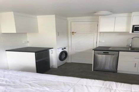 Photo of property in 2/6 Saltburn Road, Milford, Auckland, 0620