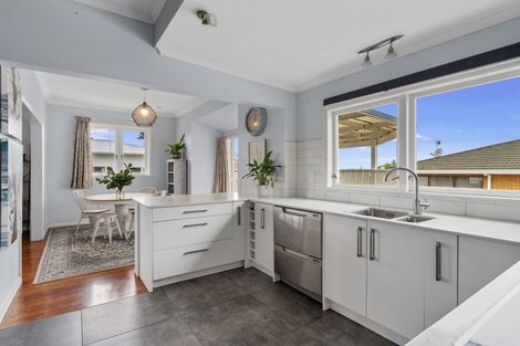 Photo of property in 142 Edgecumbe Road, Tauranga South, Tauranga, 3112