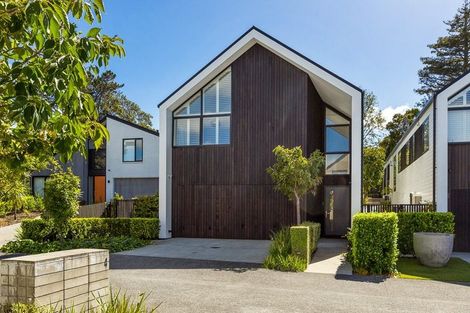 Photo of property in 9 Airmens Lane, Hobsonville, Auckland, 0616