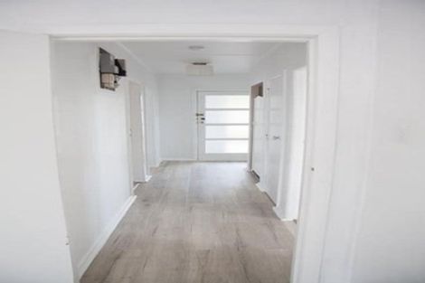 Photo of property in 28 Godley Street, Waterloo, Lower Hutt, 5011