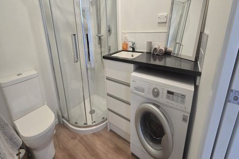 Photo of property in 22a Hamblyn Street, Strandon, New Plymouth, 4312