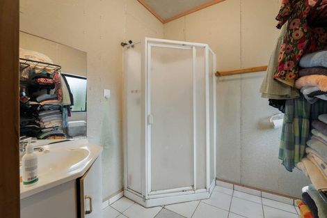 Photo of property in 49 Mangotahi Road, Thames, 3577