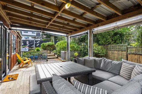 Photo of property in 28 Donald Street, Stanmore Bay, Whangaparaoa, 0932