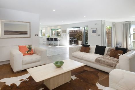 Photo of property in 69 Deans Avenue, Riccarton, Christchurch, 8011