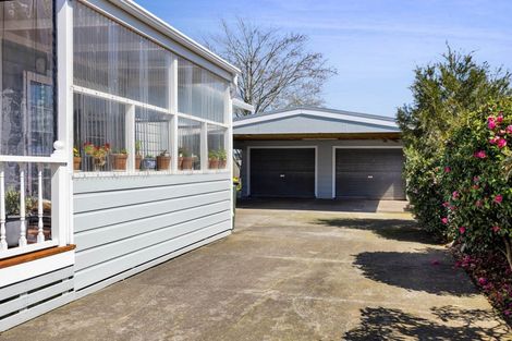 Photo of property in 30 Kahikatea Street, Inglewood, 4330