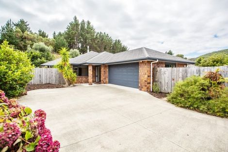 Photo of property in 25 Cascade Way, Paraparaumu, 5032