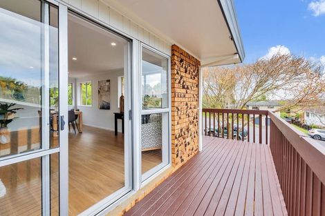 Photo of property in 5 Naviti Place, Browns Bay, Auckland, 0630