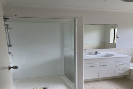Photo of property in 6 Franshell Crescent, East Tamaki, Auckland, 2013