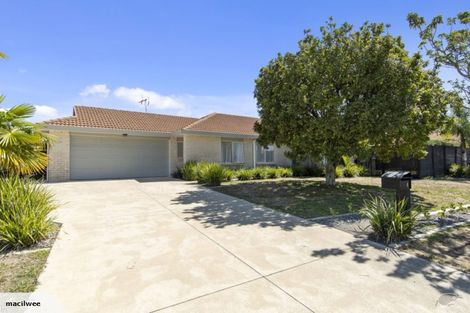 Photo of property in 4 Lantana Place, Mount Maunganui, 3116