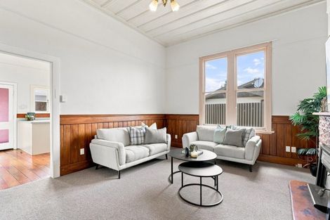 Photo of property in 70 Pitt Street, Whanganui, 4500