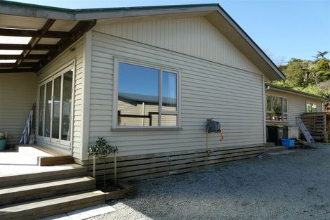 Photo of property in 43 Bidgood Street, Greymouth, 7805