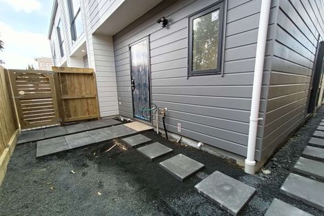 Photo of property in 13d Serjeant Street, Henderson, Auckland, 0612