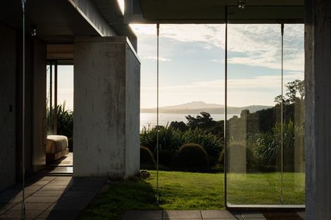 Photo of property in 82 Delamore Drive, Oneroa, Waiheke Island, 1081