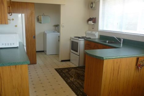 Photo of property in 2/90 Lincoln Road, Hillmorton, Christchurch, 8024