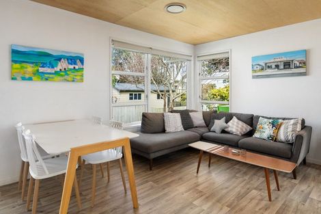 Photo of property in 34 Ocean View Road, Waihi Beach, 3611