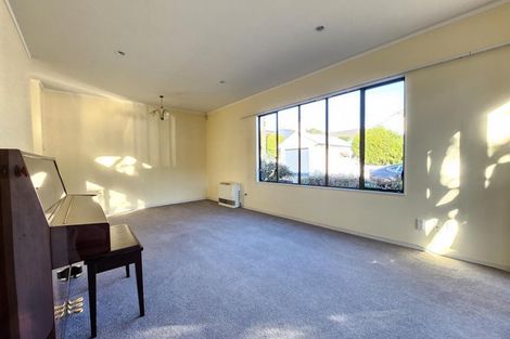 Photo of property in 6 Eagle Street, Karori, Wellington, 6012