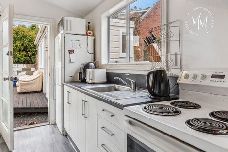 Photo of property in 58 Howe Street, North Dunedin, Dunedin, 9016