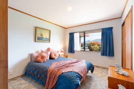 Photo of property in 74 Cedar Drive, Paraparaumu Beach, Paraparaumu, 5032