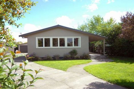 Photo of property in 28 Elliott Crescent, Havelock North, 4130