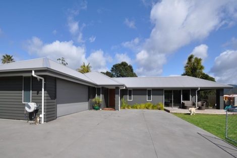 Photo of property in 71 Tangiteroria Lane, Pauanui, Hikuai, 3579