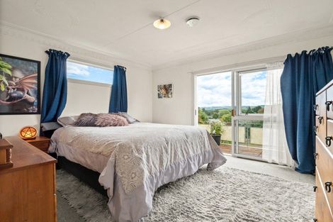 Photo of property in 35 Greenhithe Street, Waihola, Milton, 9073