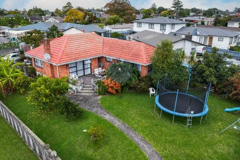 Photo of property in 64 Wedgwood Avenue, Mangere East, Auckland, 2024