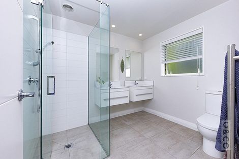 Photo of property in 65 Kaipara Portage Road, Riverhead, 0820