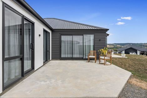 Photo of property in 52 Katania Heights, Brightwater, 7022