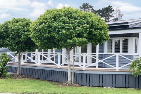Photo of property in 339 Waitakere Road, Taupaki, Henderson, 0782