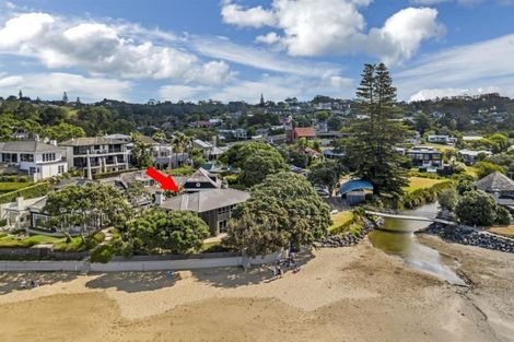 Photo of property in 25 Huntly Road, Campbells Bay, Auckland, 0630