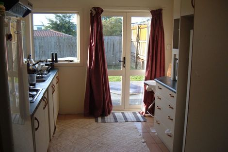 Photo of property in 1/183 Royal Road, Massey, Auckland, 0614