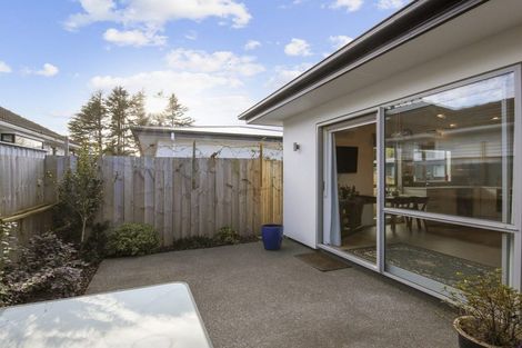 Photo of property in 1/363 Avonhead Road, Avonhead, Christchurch, 8042