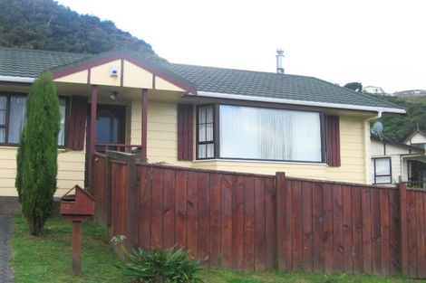 Photo of property in 72 Percy Dyett Drive, Karori, Wellington, 6012