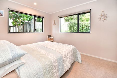 Photo of property in 144 Red Beach Road, Red Beach, 0932