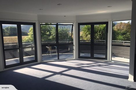 Photo of property in 63a Randwick Crescent, Moera, Lower Hutt, 5010