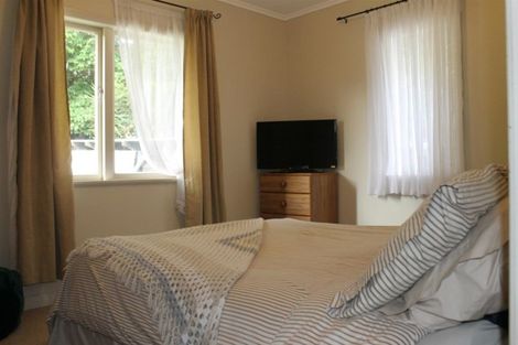 Photo of property in 16 Whaka Street, Maungaturoto, 0520