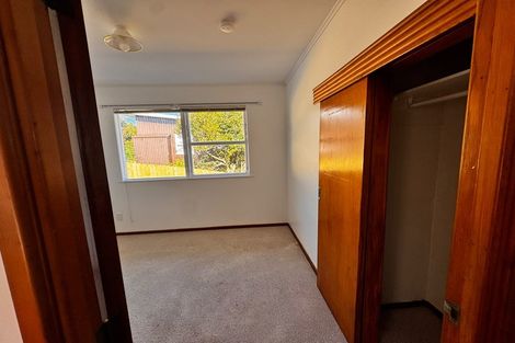 Photo of property in 75 Avonleigh Road, Green Bay, Auckland, 0604