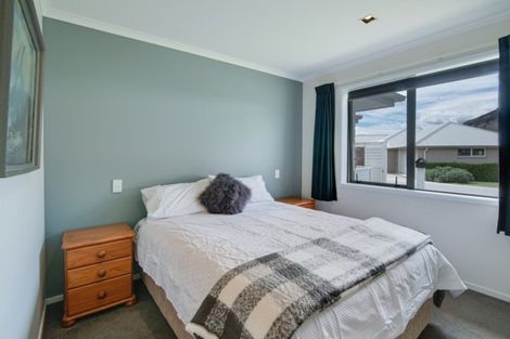 Photo of property in 4 Sew Hoy Lane, Arthurs Point, Queenstown, 9371