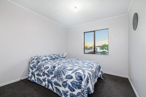 Photo of property in 14 Alidade Place, Massey, Auckland, 0614
