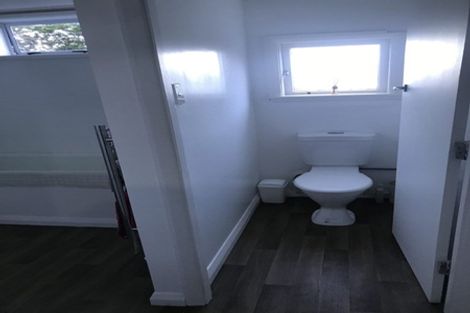 Photo of property in 16 Moffitt Street, Vogeltown, Wellington, 6021