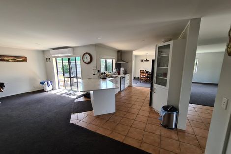 Photo of property in 15 Mangakoea Place, St Andrews, Hamilton, 3200