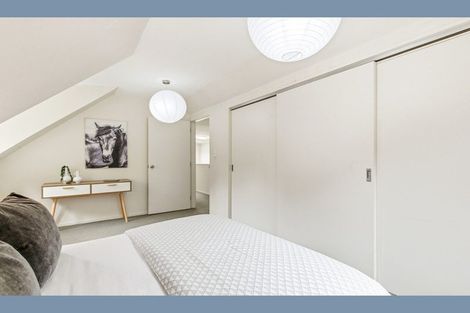 Photo of property in 2/39 Onslow Road, Khandallah, Wellington, 6035