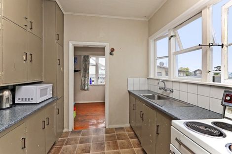 Photo of property in 335 Flaxmere Avenue, Flaxmere, Hastings, 4120