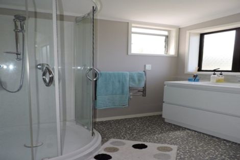 Photo of property in 13 Otuturu Crescent, Ruamahunga, Thames, 3575