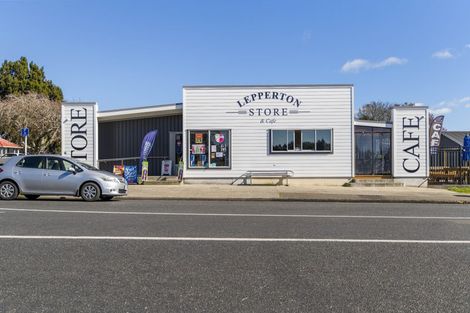 Photo of property in 7 Cross Street, Lepperton, New Plymouth, 4373