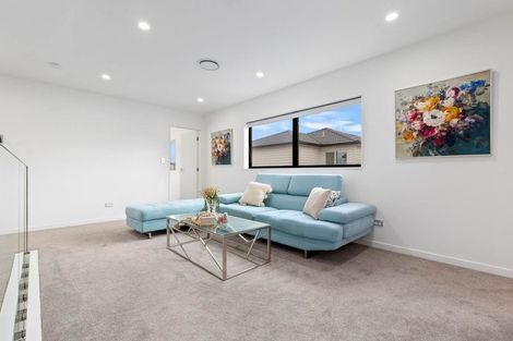 Photo of property in 4 Puruatanga Drive, Flat Bush, Auckland, 2019