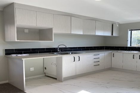 Photo of property in 13 Crossandra Drive, Mangere, Auckland, 2022