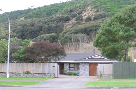 Photo of property in 79 Elizabeth Street, Waikanae, 5036