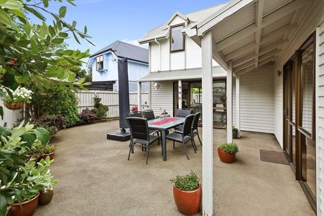 Photo of property in 2/44 Randwick Crescent, Moera, Lower Hutt, 5010